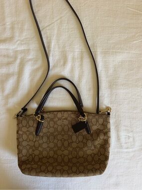Coach Small Kelsey Brown Signature Canvas Crossbody Purse